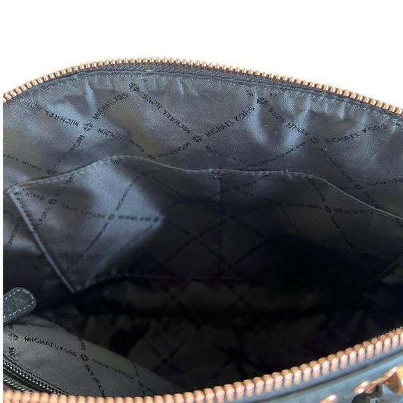 MICHAEL Kors Emmy Dome Satchel Handbag with Medium Crossgrain Leather Wallet - Picture 4 of 11